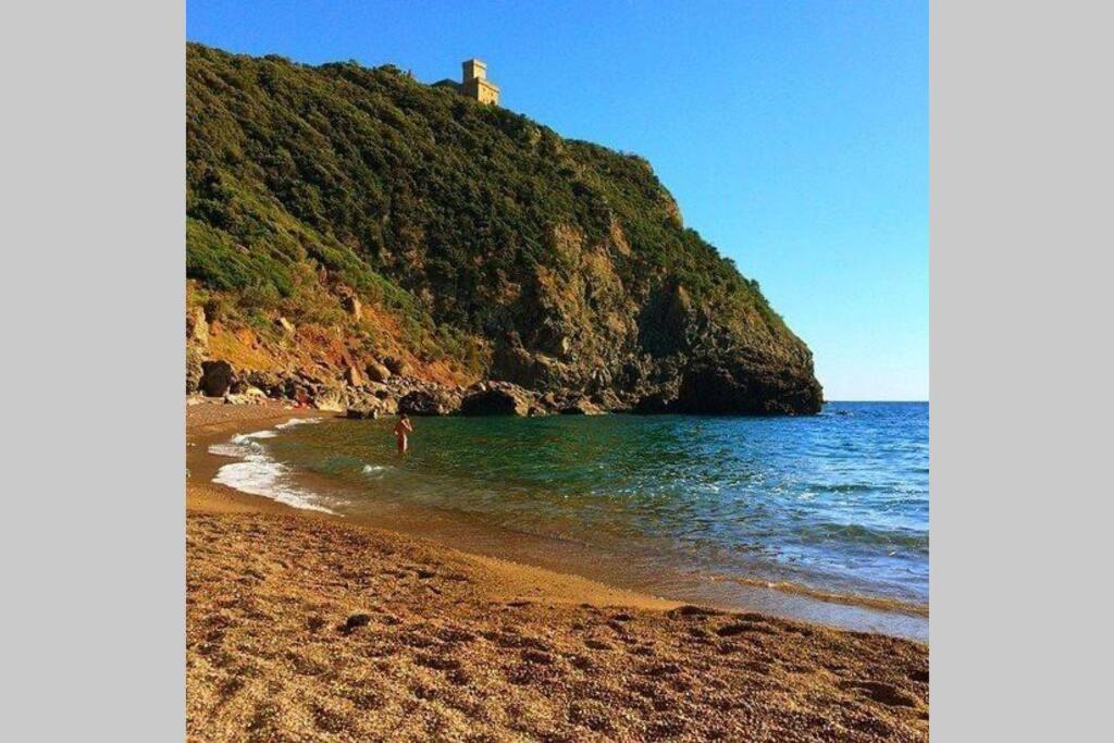 Acqua Marina: Appartamento Livorno centro Esterno foto